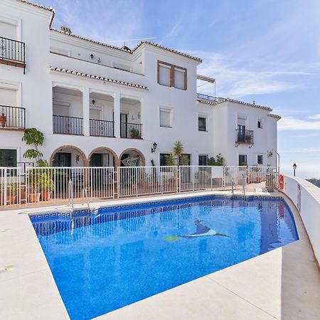 Apartment In Balcon De פריחיליאנה מראה חיצוני תמונה